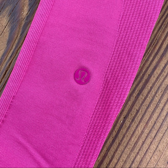 Lululemon Zone In Tight Raspberry 2 XS - Picture 10 of 11